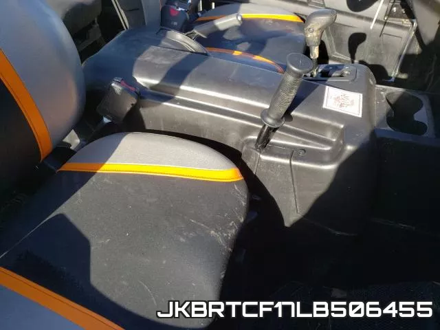 JKBRTCF17LB506455 фото 7