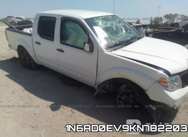 1N6AD0EV9KN782203 фото 5