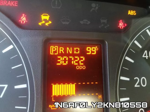 1N6AF0LY2KN810558 фото 8