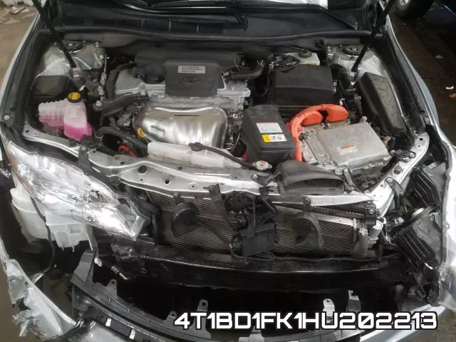 4T1BD1FK1HU202213 фото 8
