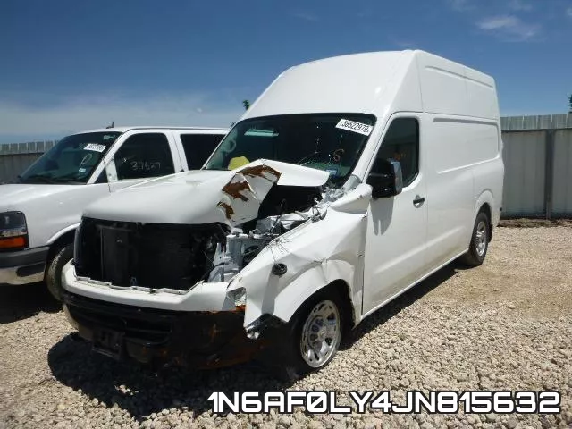 1N6AF0LY4JN815632 фото 3