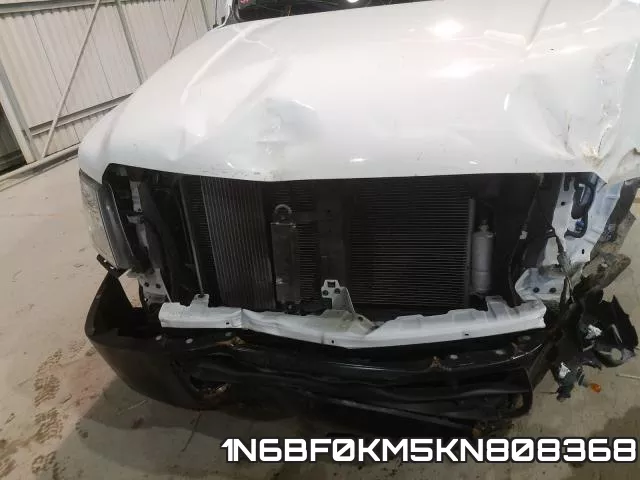1N6BF0KM5KN808368 фото 2