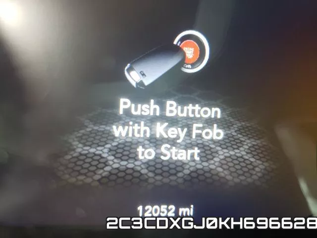 2C3CDXGJ0KH696628 фото 9