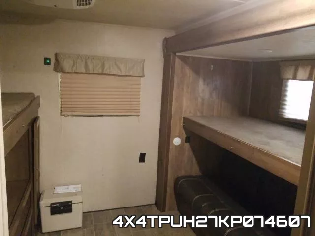 4X4TPUH27KP074607 фото 9