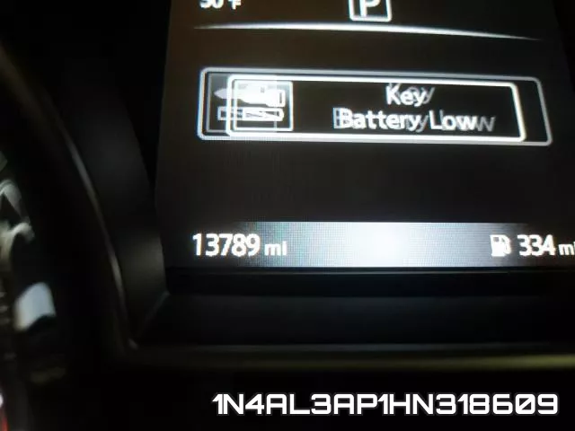 1N4AL3AP1HN318609 фото 7