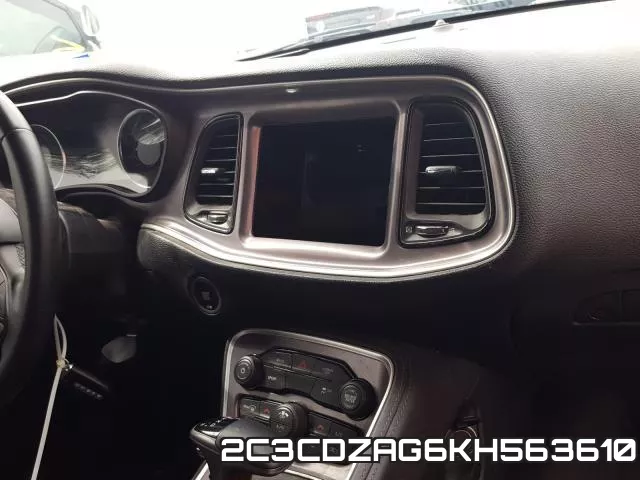 2C3CDZAG6KH563610 фото 9