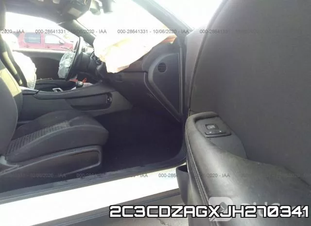 2C3CDZAGXJH270341 фото 6