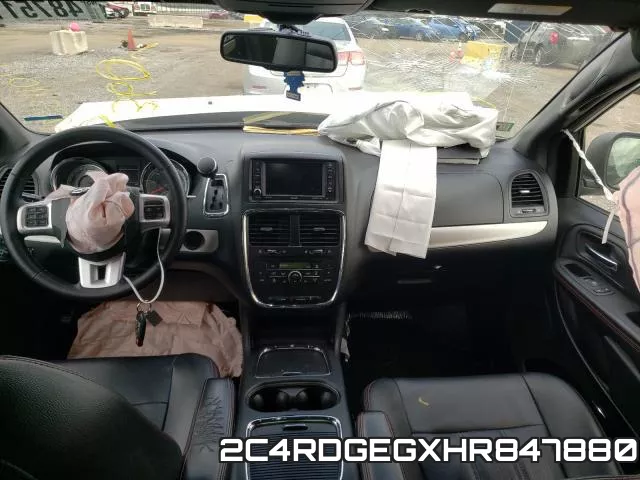 2C4RDGEGXHR847880 фото 10