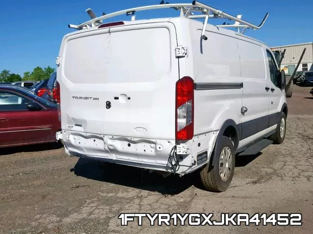 1FTYR1YGXJKA41452 фото 5