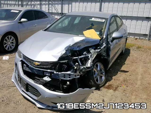 1G1BE5SM2J7123453 фото 3