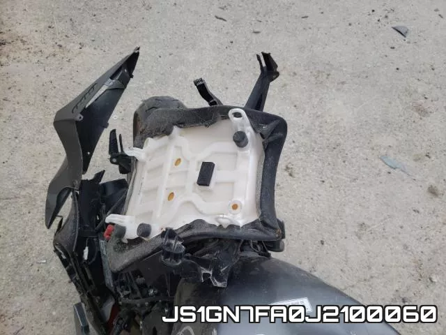 JS1GN7FA0J2100060 фото 6