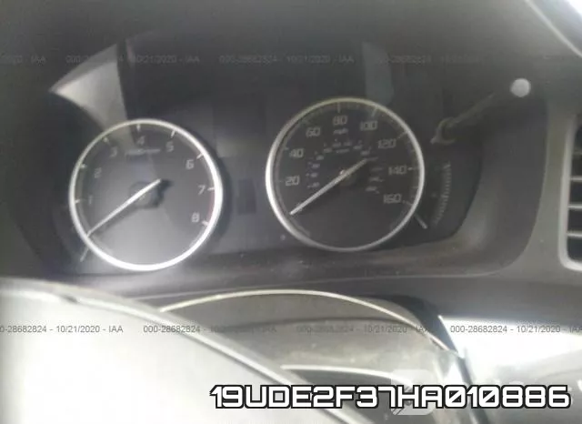 19UDE2F37HA010886 фото 8