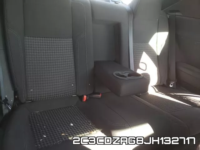 2C3CDZAG8JH132717 фото 6