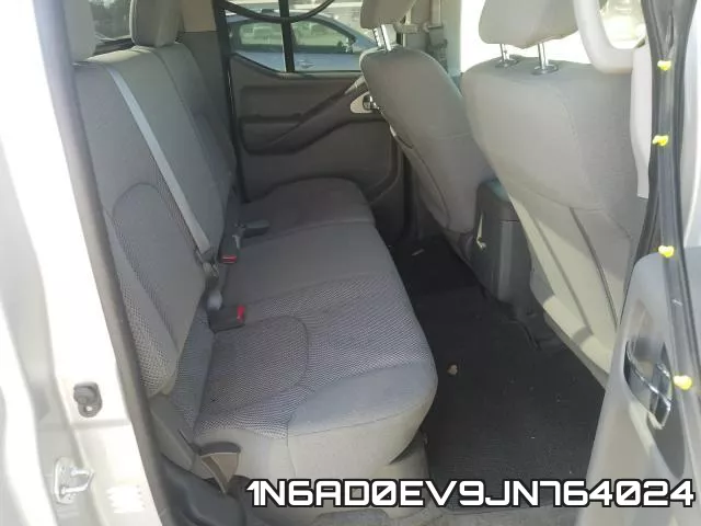 1N6AD0EV9JN764024 фото 7
