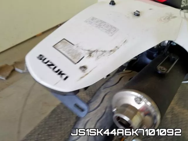 JS1SK44A6K7101092 фото 10