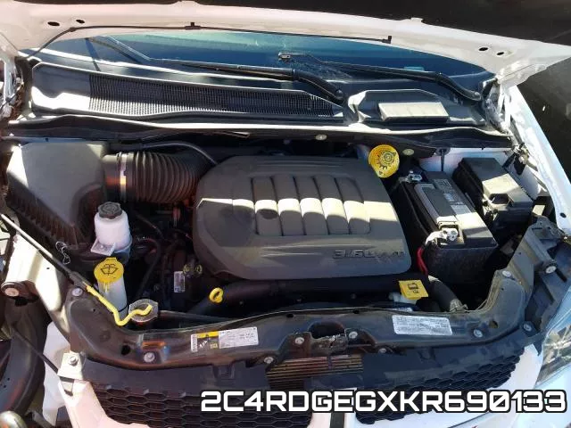 2C4RDGEGXKR690133 фото 8