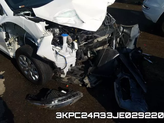 3KPC24A33JE029220 фото 9