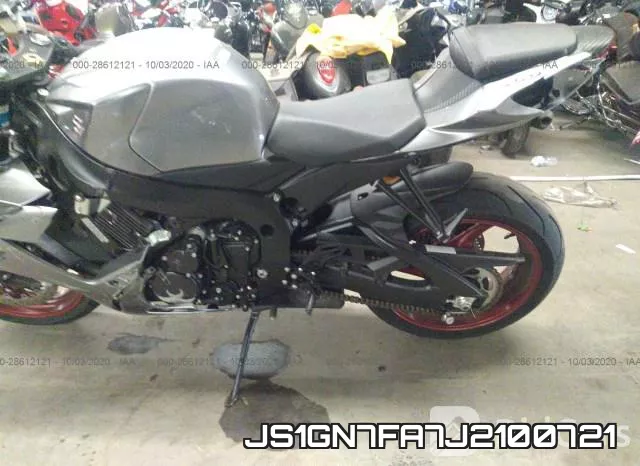 JS1GN7FA7J2100721 фото 10