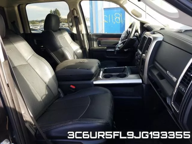 3C6UR5FL9JG193355 фото 5