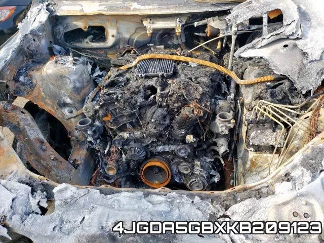 4JGDA5GBXKB209123 фото 8