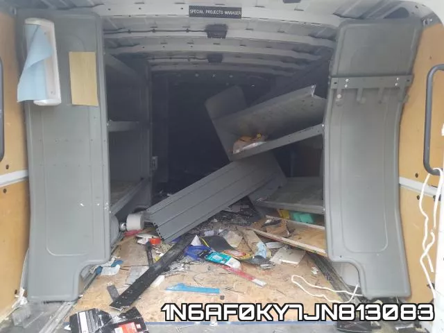 1N6AF0KY7JN813083 фото 6
