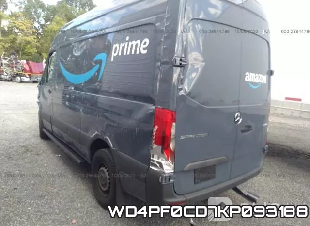 WD4PF0CD7KP093188 фото 4
