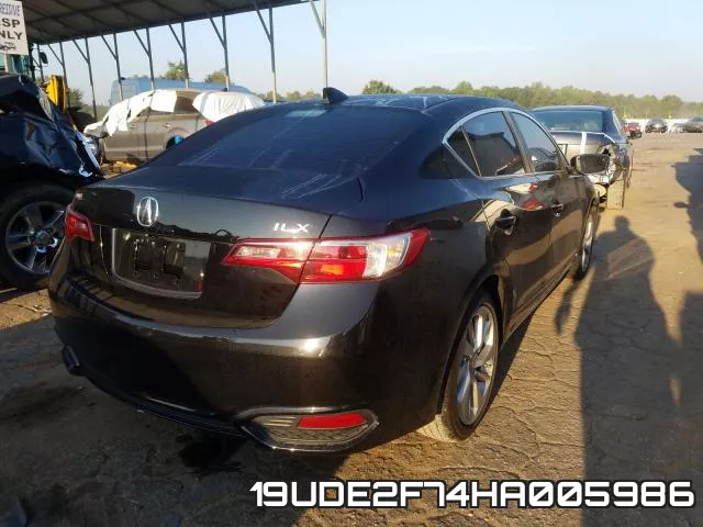 19UDE2F74HA005986 фото 4
