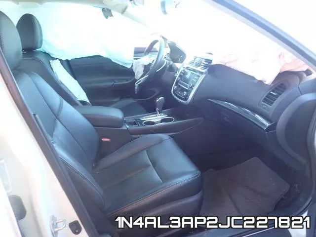 1N4AL3AP2JC227821 фото 5