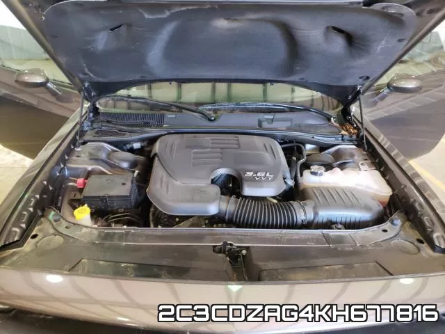 2C3CDZAG4KH677816 фото 7