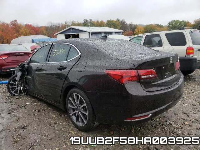 19UUB2F58HA003925 фото 4