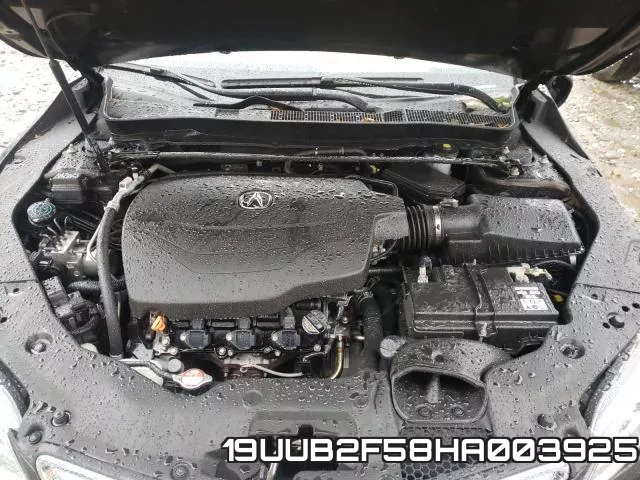 19UUB2F58HA003925 фото 8