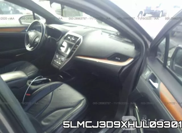 5LMCJ3D9XHUL09301 фото 6