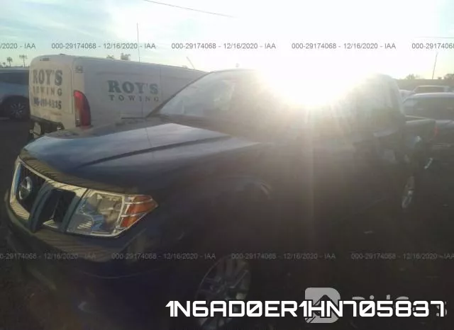 1N6AD0ER1HN705837 фото 3