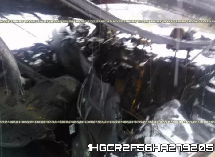 1HGCR2F56HA279205 фото 9