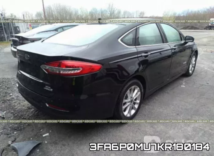 3FA6P0MU7KR180184 фото 5
