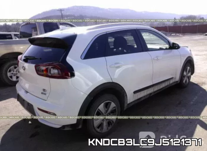 KNDCB3LC9J5121371 фото 5