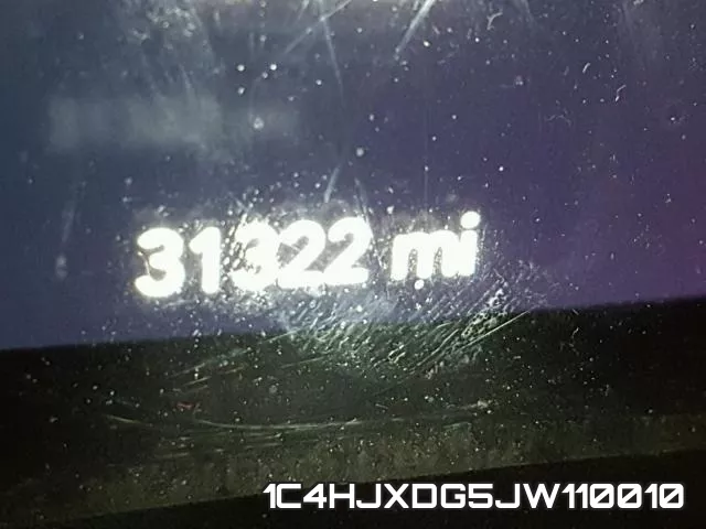 1C4HJXDG5JW110010 фото 9