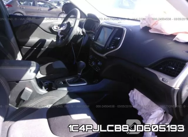 1C4PJLCB8JD605193 фото 6