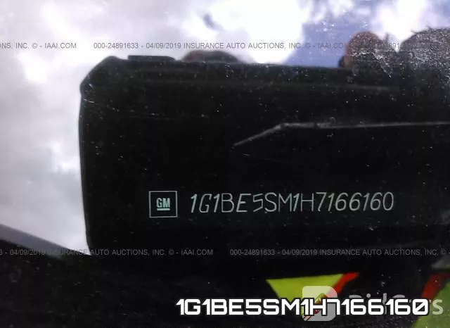 1G1BE5SM1H7166160 фото 10