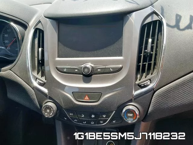 1G1BE5SM5J7118232 фото 10