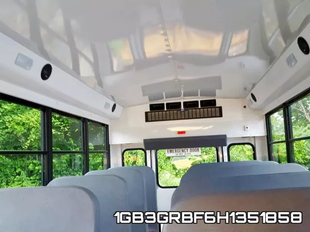 1GB3GRBF6H1351858 фото 7