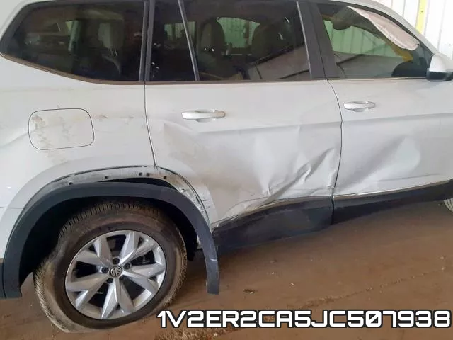 1V2ER2CA5JC507938 фото 10