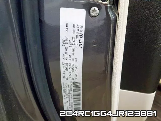 2C4RC1GG4JR123881 фото 2