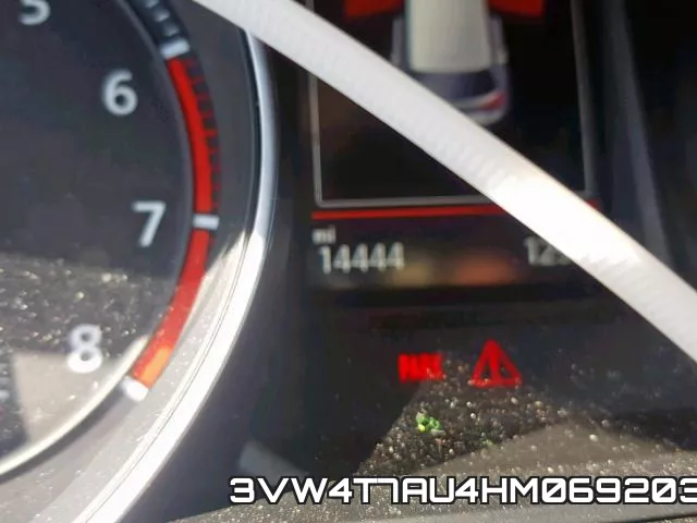 3VW4T7AU4HM069203 фото 9