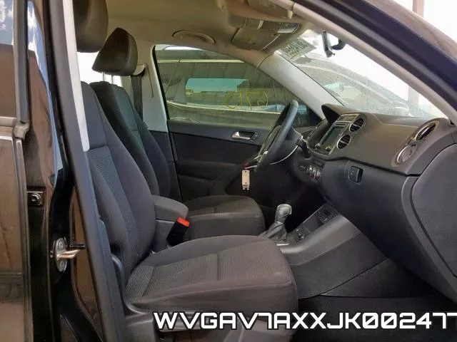 WVGAV7AXXJK002477 фото 6