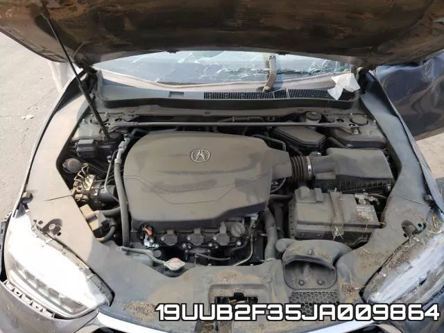 19UUB2F35JA009864 фото 8