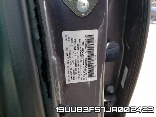 19UUB3F57JA002423 фото 2