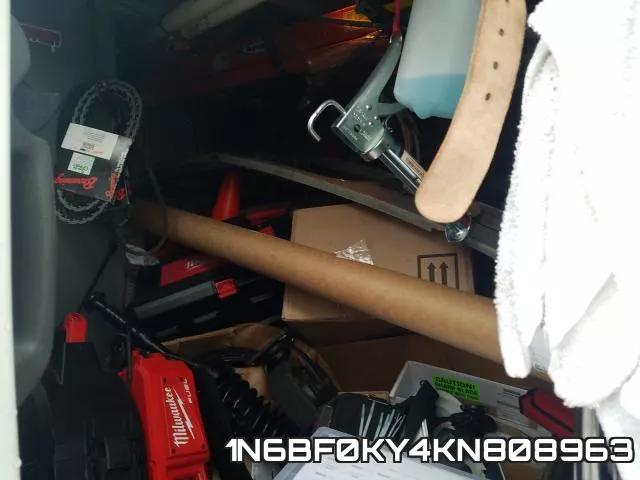 1N6BF0KY4KN808963 фото 7