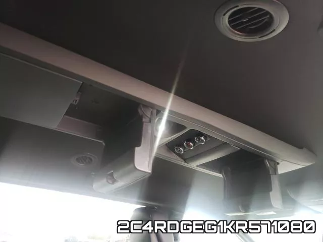 2C4RDGEG1KR571080 фото 8