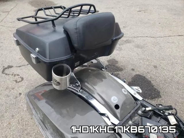 1HD1KHC17KB670135 фото 7